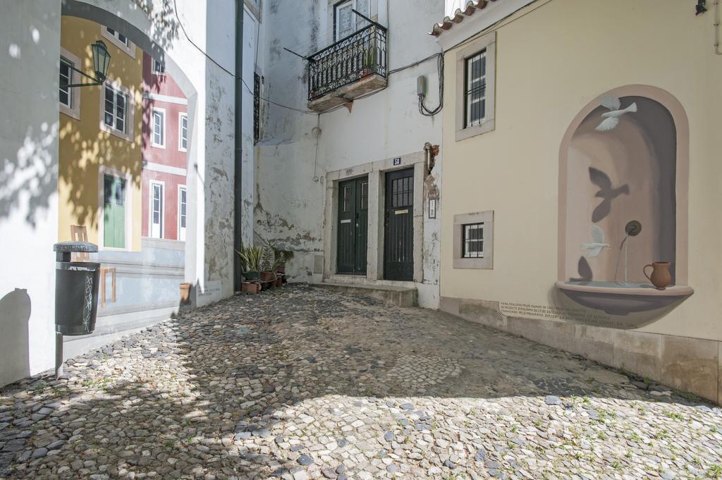 Stay Local In Alfama! Deolinda Central Home, Amazing View Лиссабон Экстерьер фото